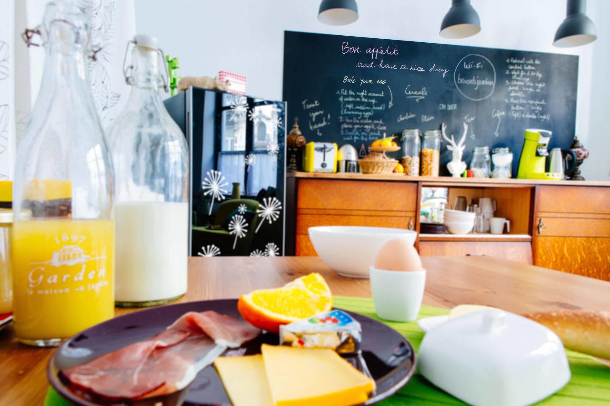 B&B Place Jourdan Etterbeek Dış mekan fotoğraf